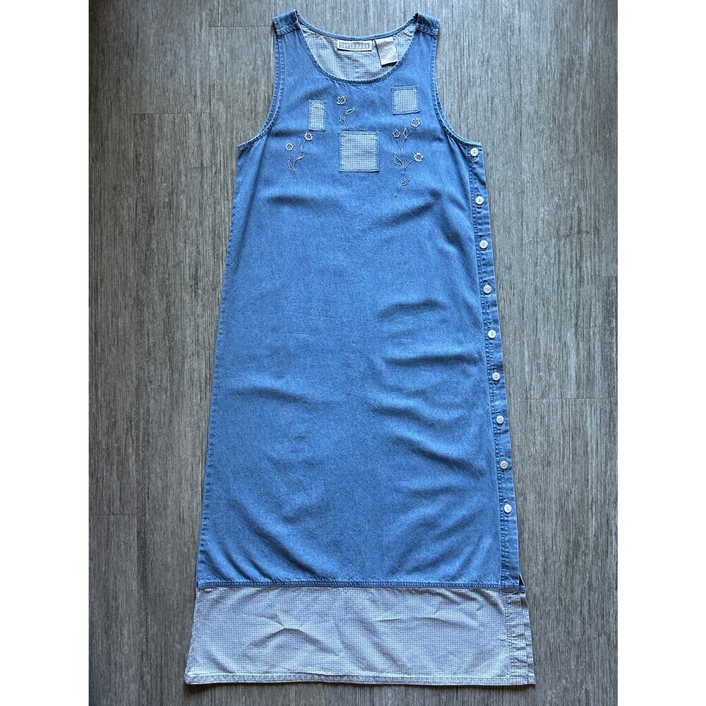 Vintage Dress Barn Light Wash Gingham Embroidered Flowers Denim Dress Size Small